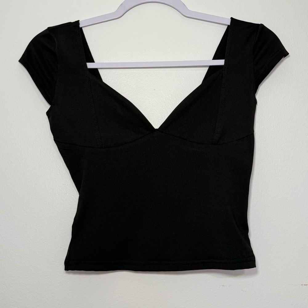 4 Elegant Black/White/Pink/Red Women's Top